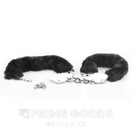 Наручники с мехом черные - FETISH PLEASURE от sex shop primegoods