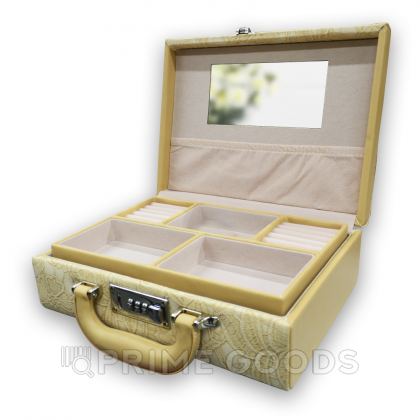 Чемодан-органайзер с кодовым замком (кожзам) бежевый от sex shop primegoods